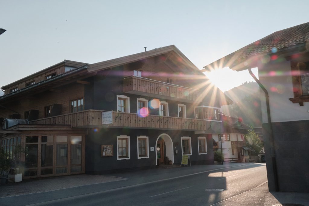 The sun is shining on the Mellow Mountain Hostel